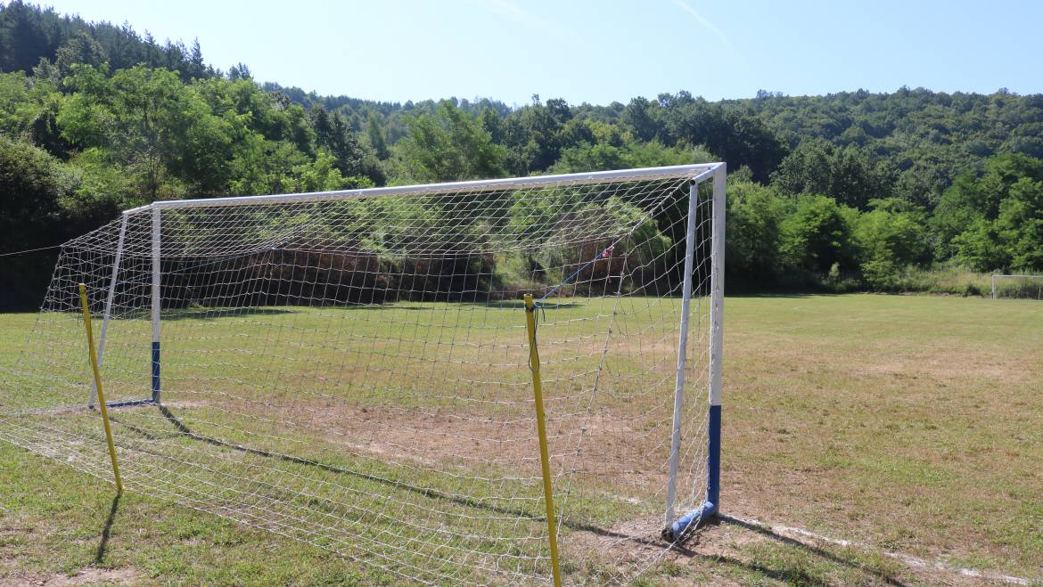 Stadionul „AURUL Certej 2”